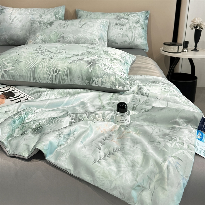 91家纺网 家纺一手货源 找家纺 笙意家纺  2025新款水洗真丝数码印花暗盒款夏被 雨棠