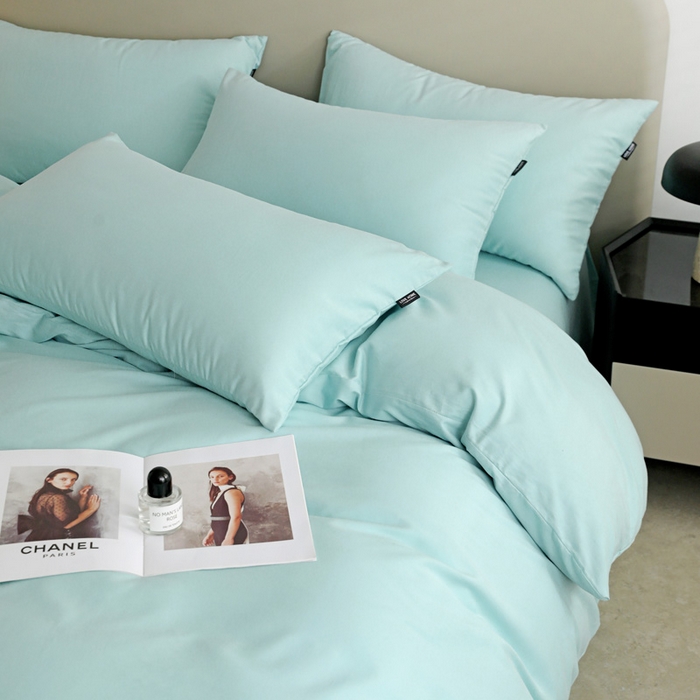 91家纺网 家纺一手货源 找家纺 2025年纯色双拼60支纯棉被套 婴儿蓝