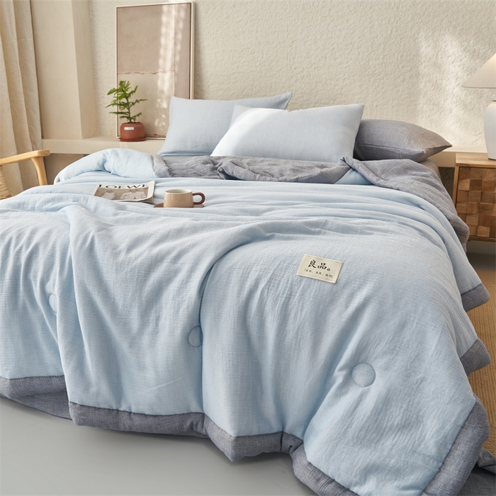 91家纺网 家纺一手货源 找家纺 金鹰2025新款A类纯棉皱皱纱大豆夏被四件套全棉夏凉被空调被 皱皱纱-天蓝