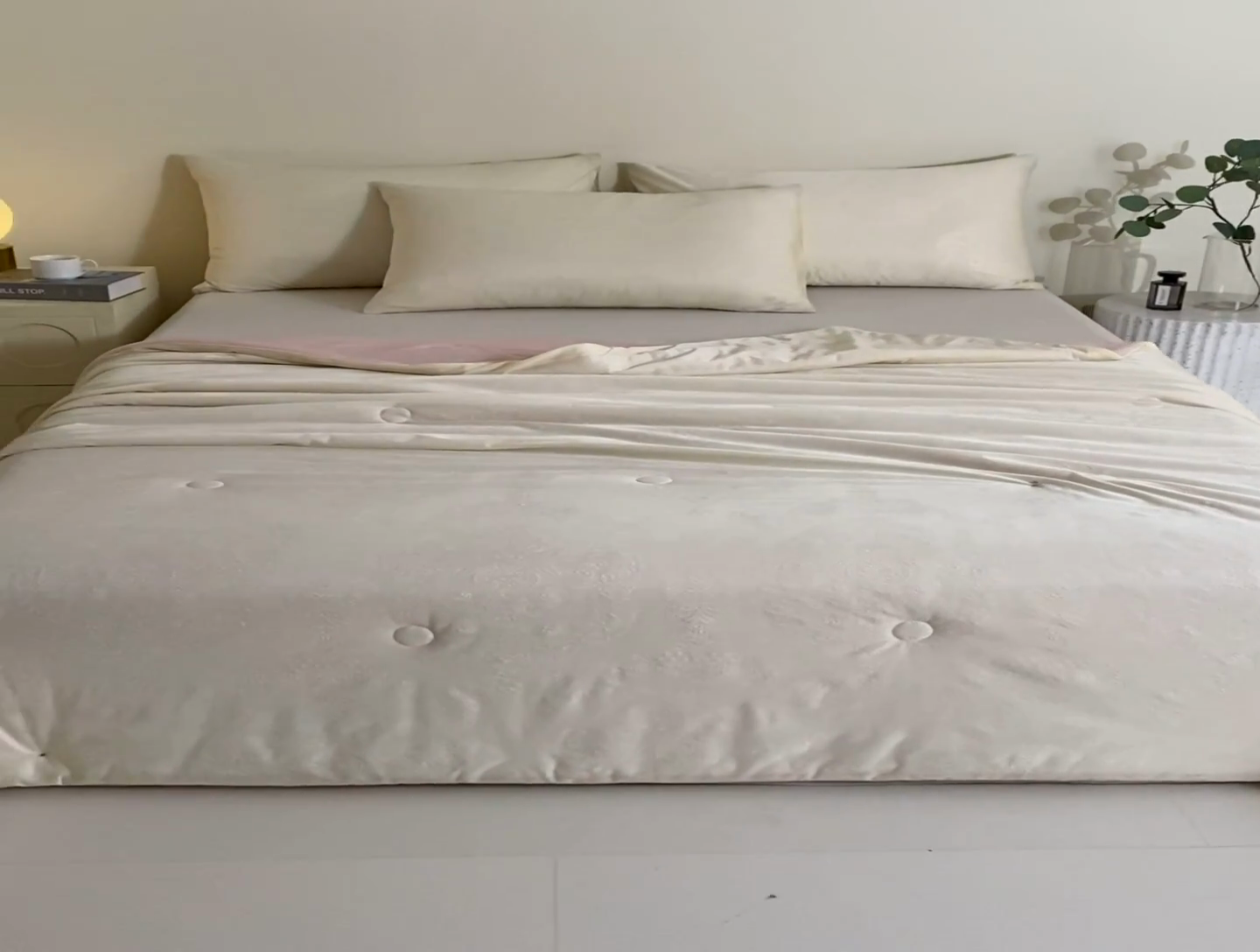 91家纺网 家纺一手货源 找家纺 品乐家纺 2025新款凉感A类可水洗抗菌冰冰被夏被夏凉被空调被被子被芯 冰冰被米纹+粉