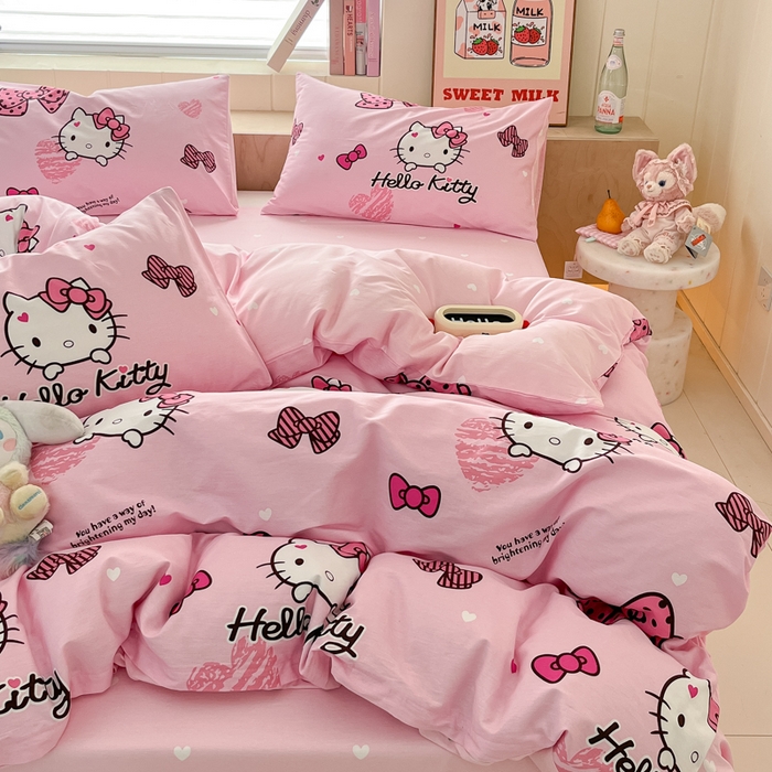 91家纺网 家纺一手货源 找家纺 博雅 2025新款三丽鸥卡通全棉印花小版四件套 爱心蝴蝶KT