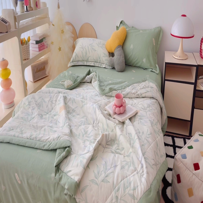 91家纺网 家纺一手货源 找家纺 于果 2025新款全棉纯棉夏被夏凉被空调被四件套 叶曲