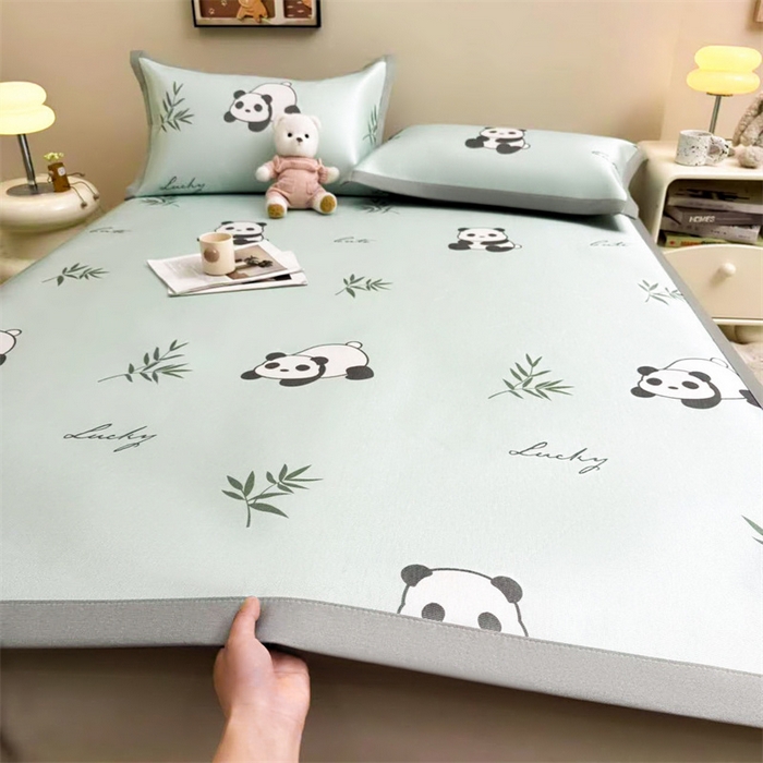 91家纺网 家纺一手货源 找家纺 雯豆2025夏季新品冰藤印花凉席三件套平铺绑带款冰丝凉席三件套 冰藤席-绑带款-熊猫花花