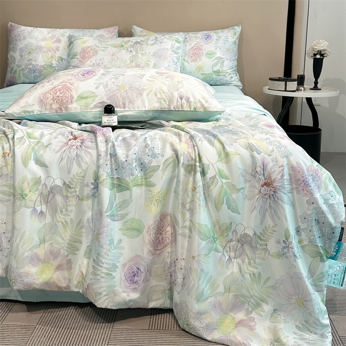 91家纺网 家纺一手货源 找家纺 笙意家纺  2025新款水洗真丝数码印花暗盒款夏被 瑞丽