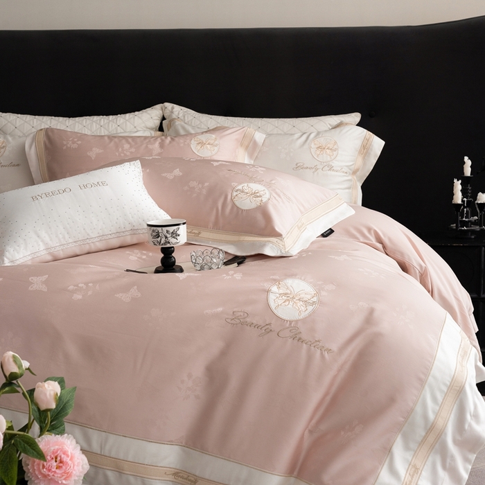 91家纺网 家纺一手货源 找家纺 馨蕊家居 2025春夏新品全棉天丝棉新品四件套 扶摇-初夏粉