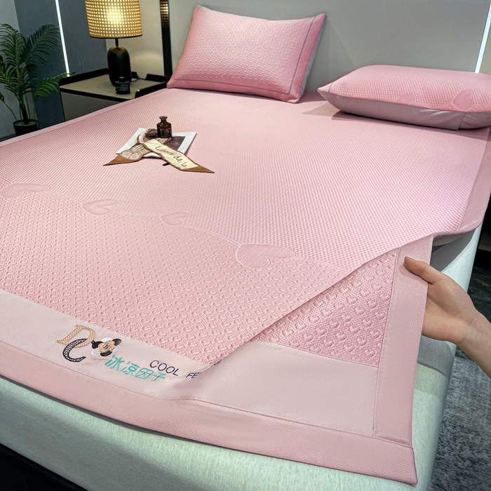 91家纺网 家纺一手货源 找家纺 阿亮家居 2025新款刺绣款凉豆豆凉席 凉豆豆-爱心粉色