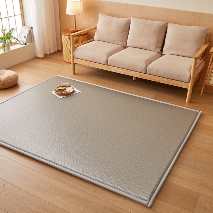 91家纺网 家纺一手货源 找家纺 阿亮家居 2025新款包边工艺凉感冰藤地铺睡垫系列凉席地垫 冰丝饼干灰