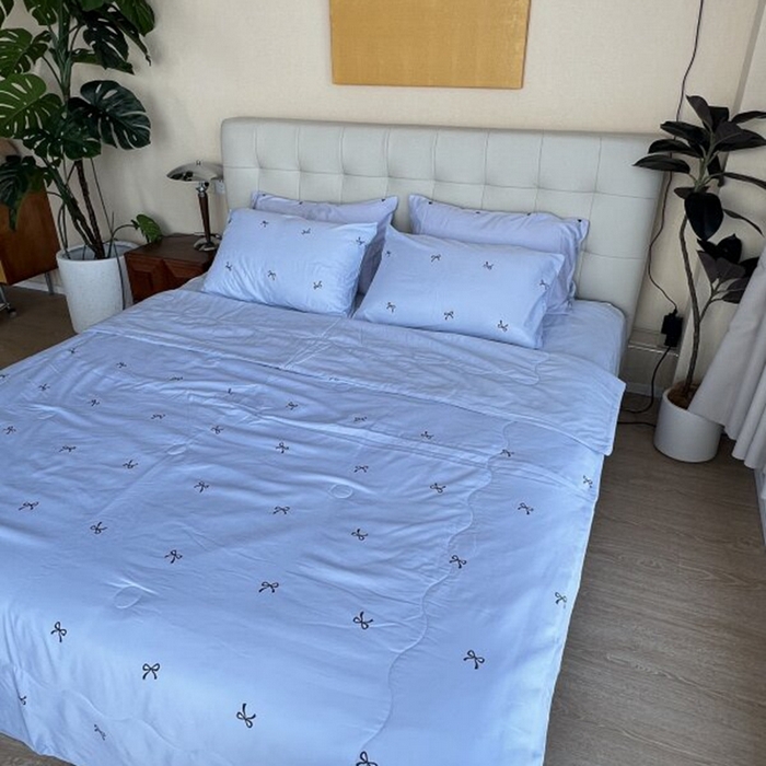 91家纺网 家纺一手货源 找家纺 棉生活家纺 2025新款ins小清新水洗冰丝夏被四件套 心动蓝莓 兰