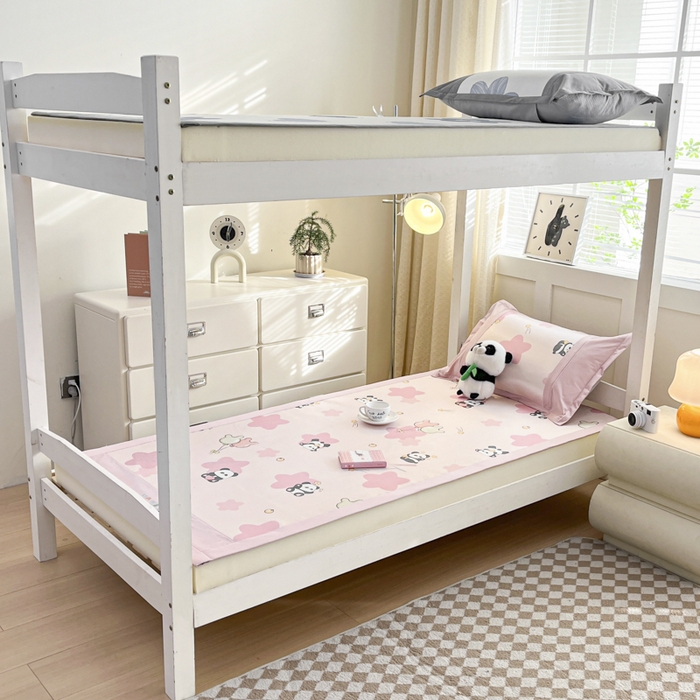 91家纺网 家纺一手货源 找家纺 阿亮家居 2025新款印花冰藤凉席-学生款 粉熊猫