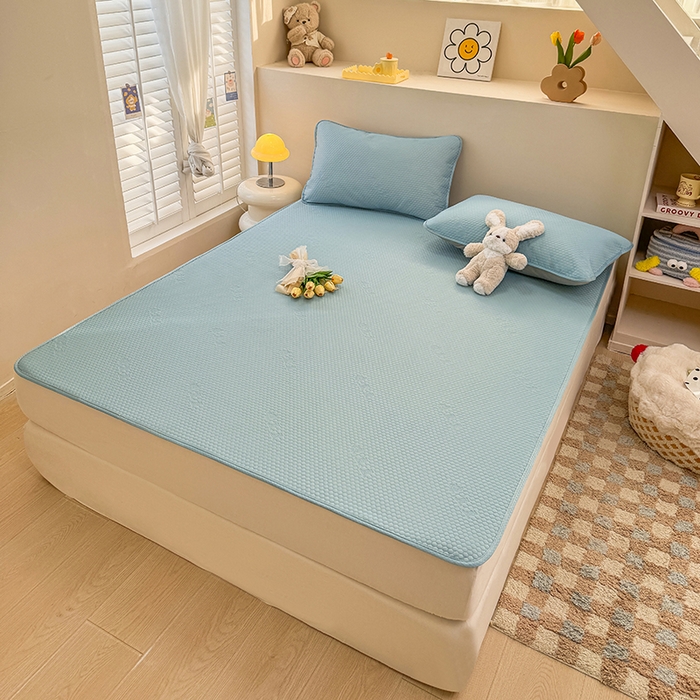 91家纺网 家纺一手货源 找家纺 阿亮家居 2025新款凉席凉豆豆单包边可水席单凉席三件套冰豆豆席 小米粒天空蓝床席款