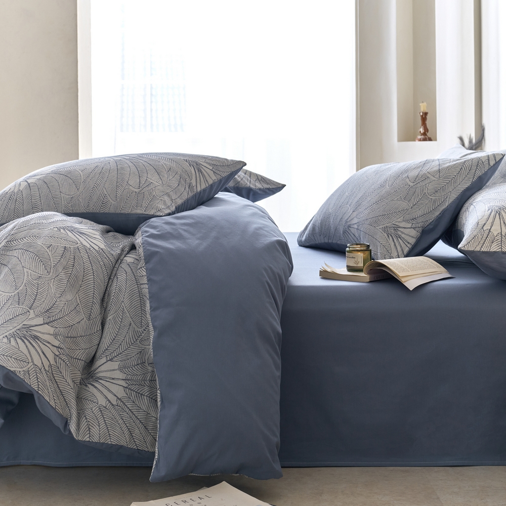 91家纺网 家纺一手货源 找家纺 金丝鸟2025新款全棉纯棉三层纱提花四件套 耶鲁斯蓝