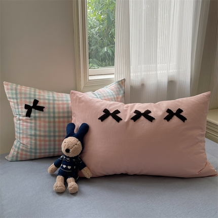 91家纺网 家纺一手货源 找家纺 （总）北欧良品 2025新款A类色织水洗棉毛巾绣蝴蝶结少女系列单枕套