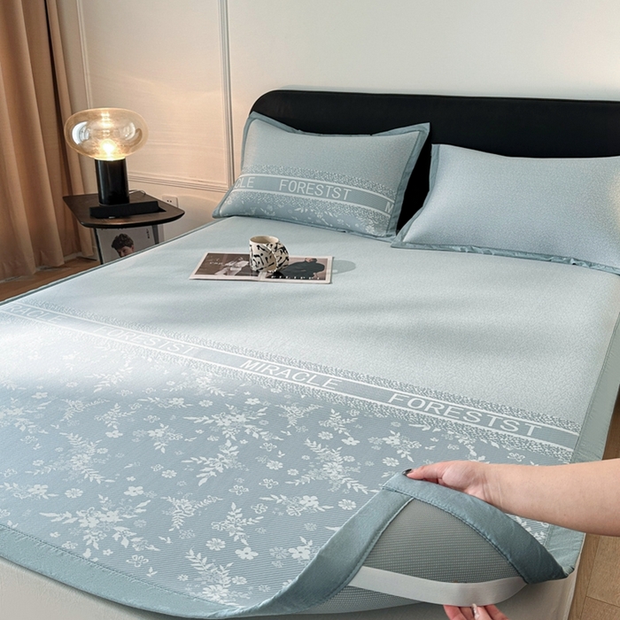 91家纺网 家纺一手货源 找家纺 慕尚家纺 2025春夏新款凉感冰丝提花凉席三件套 海棠 蓝