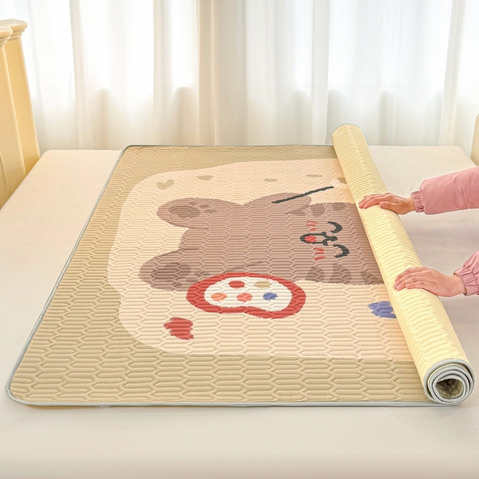 91家纺网 家纺一手货源 找家纺 希廷顿 2025新款大版印花乳胶凉席三件套 猫咪画家