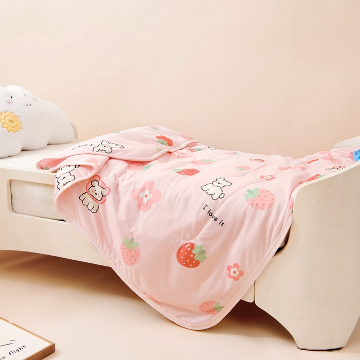 91家纺网 家纺一手货源 找家纺 鱼宝2025新款凉感丝夏被夏凉被空调被 甜甜草莓