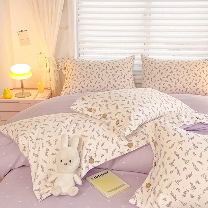 91家纺网 家纺一手货源 找家纺 星窝家纺 2025新款纽扣款水洗棉印花四件套 茉婉紫