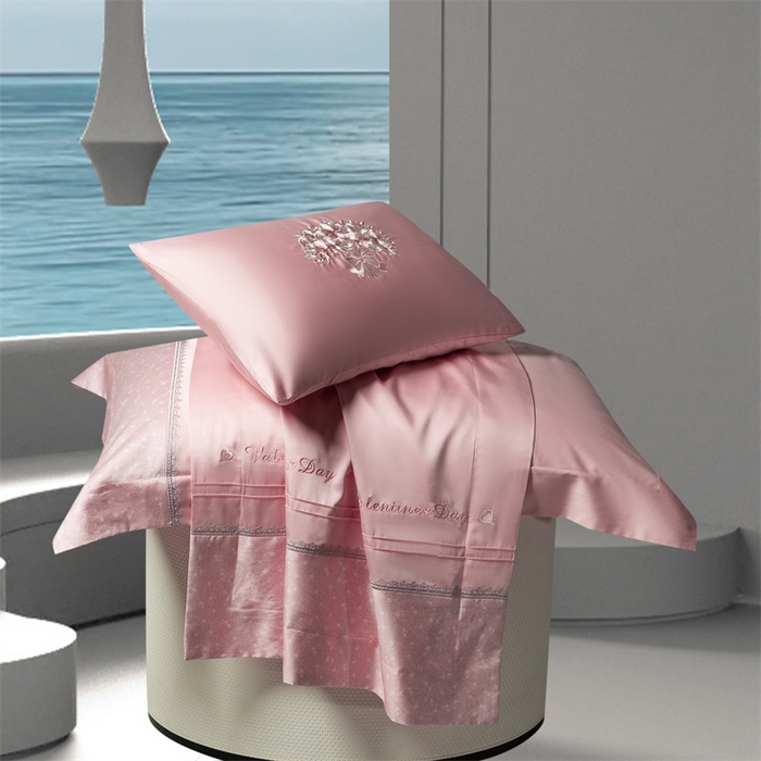 91家纺网 家纺一手货源 找家纺 高大尚婚庆馆 2025新款高端绣花四件套-艾莎 艾莎-落樱粉