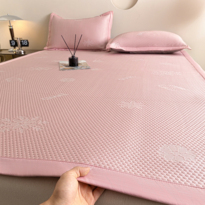 91家纺网 家纺一手货源 找家纺 阿亮家居 2025新款凉席凉豆豆软席床席款 香迪奥-樱花粉