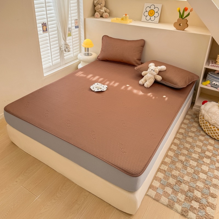 91家纺网 家纺一手货源 找家纺 阿亮家居 2025新款凉席凉豆豆单包边可水席单凉席三件套冰豆豆席 小米粒气质咖床笠款