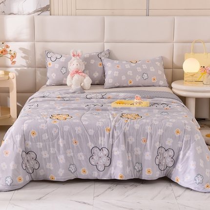 91家纺网 家纺一手货源 找家纺 （总）经年 2025新款A类凉感丝豆豆夏被