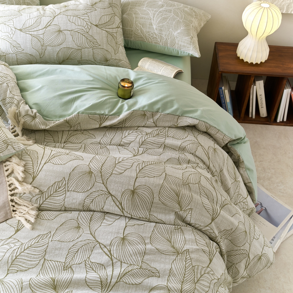 91家纺网 家纺一手货源 找家纺 金丝鸟2025新款全棉纯棉三层纱提花四件套 小叶雨林 绿