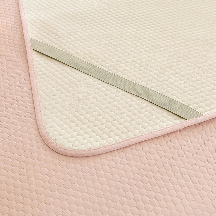 91家纺网 家纺一手货源 找家纺 阿亮家居 2025新款凉席凉豆豆单包边可水席单凉席三件套冰豆豆席 小米粒樱花粉床席款