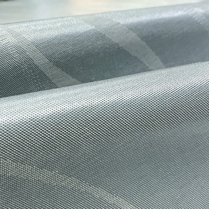 91家纺网 家纺一手货源 找家纺 阿亮家居 2025新款凉席冰丝席三明治宽包边刺绣款粗冰丝凉席 柔美-灰