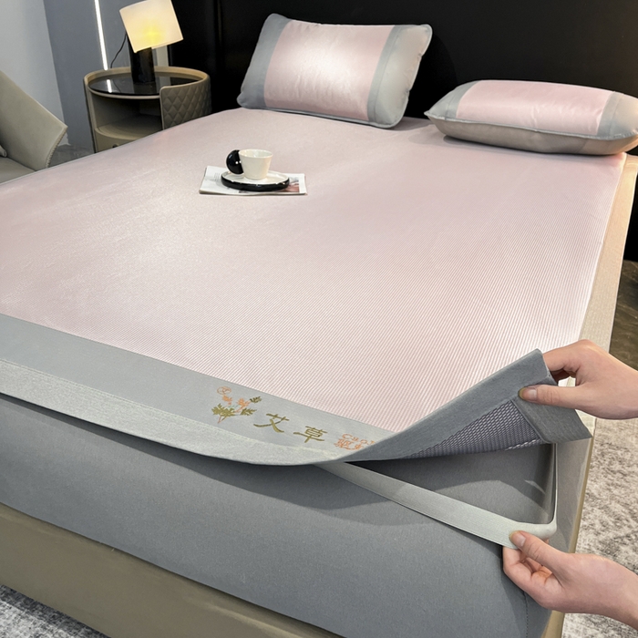 91家纺网 家纺一手货源 找家纺 （总）阿亮家居 2025新款刺绣可水洗碳光冰丝席宽包边无纺布冰丝席艾香系列