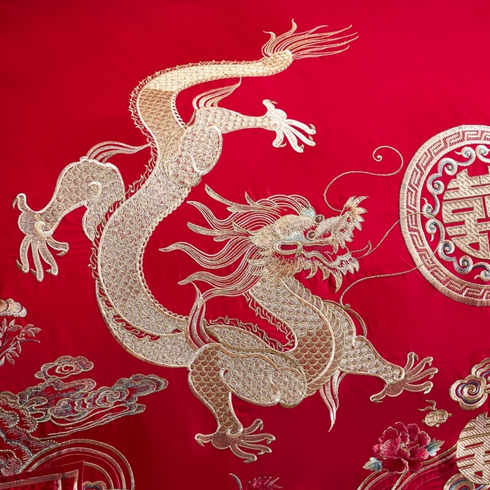 91家纺网 家纺一手货源 找家纺 慕她家纺 慕她婚庆四件套大红色磨毛亲肤棉刺绣结婚工艺款床上用品 龙凤欢腾