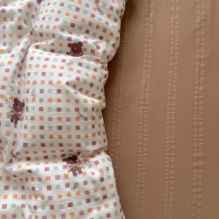 91家纺网 家纺一手货源 找家纺 王朝国际 2025新款皱皱棉印花四件套 蝴蝶熊