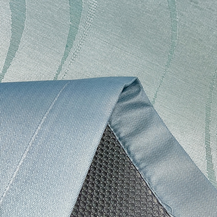 91家纺网 家纺一手货源 找家纺 阿亮家居 2025新款凉席冰丝席三明治宽包边刺绣款粗冰丝凉席 柔美-蓝