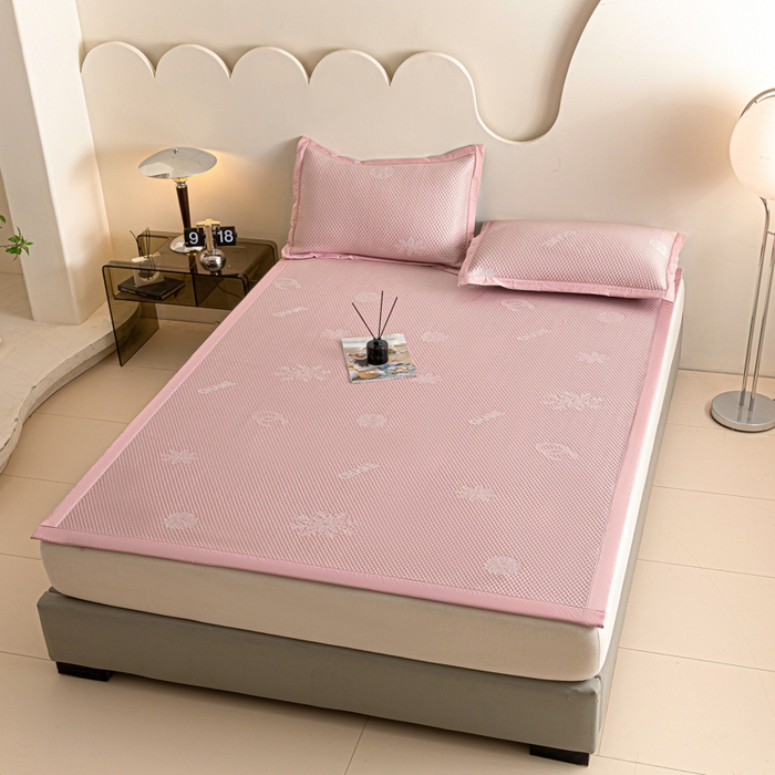 91家纺网 家纺一手货源 找家纺 阿亮家居 2025新款凉席凉豆豆软席床席款 香迪奥-樱花粉