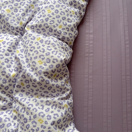 91家纺网 家纺一手货源 找家纺 王朝国际 2025新款皱皱棉印花四件套 紫豹