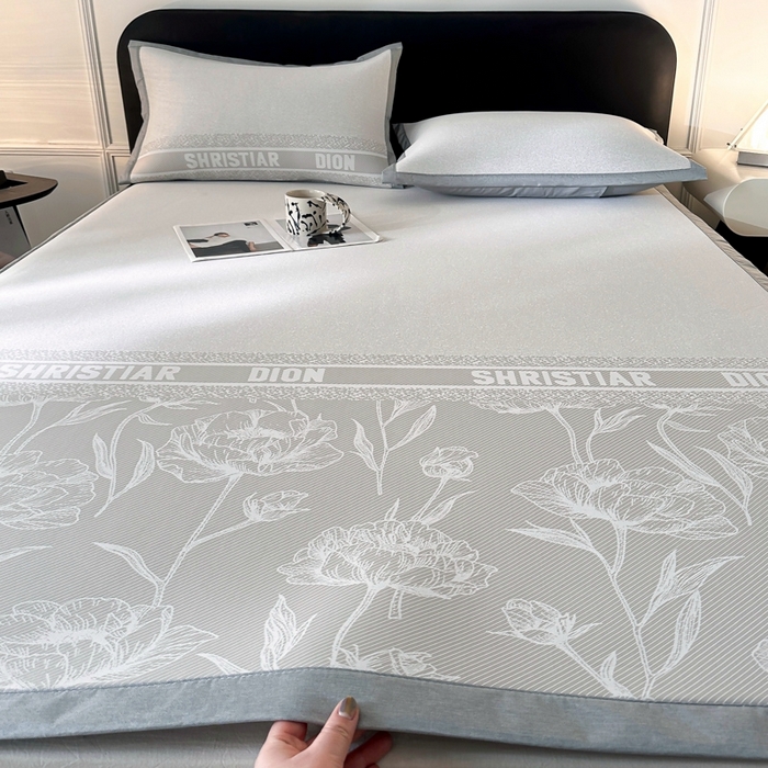 91家纺网 家纺一手货源 找家纺 慕尚家纺 2025春夏新款凉感冰丝提花凉席三件套 水仙 灰