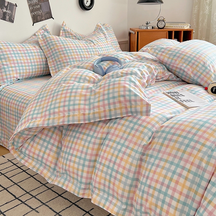 91家纺网 家纺一手货源 找家纺 罗菲尼酒店用品 2025新款磨毛亲肤飞边款四件套 多彩格