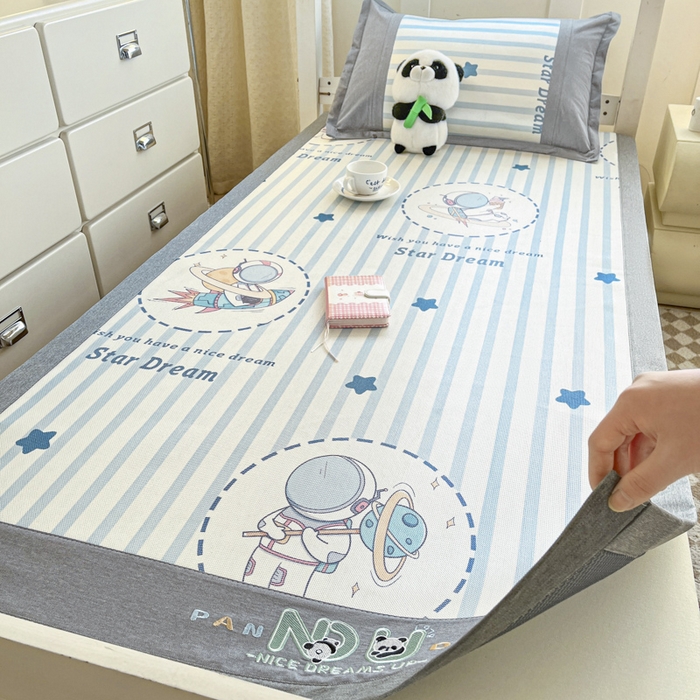 91家纺网 家纺一手货源 找家纺 阿亮家居 2025新款印花冰藤凉席-学生款 太空人