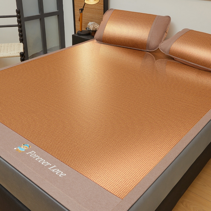 91家纺网 家纺一手货源 找家纺 琪琪阁 2026新款小熊宽边藤席 步步高