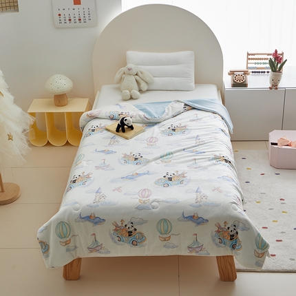 荷马之梦 2025新款A类原创手绘风针织棉凉感大豆儿童夏被 跑跑小熊猫B