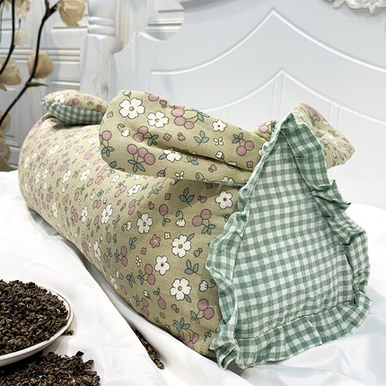 91家纺网 家纺一手货源 找家纺 （总）全美家居 2025新款棉双层纱兔兔荞麦花草枕护颈枕50cm*15cm*15cm