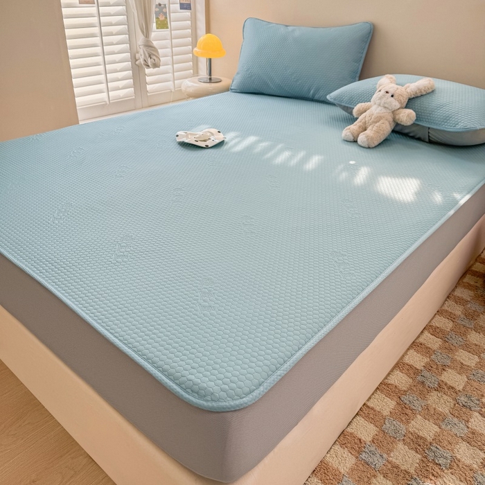 91家纺网 家纺一手货源 找家纺 阿亮家居 2025新款凉席凉豆豆单包边可水席单凉席三件套冰豆豆席 小米粒天空蓝床笠款