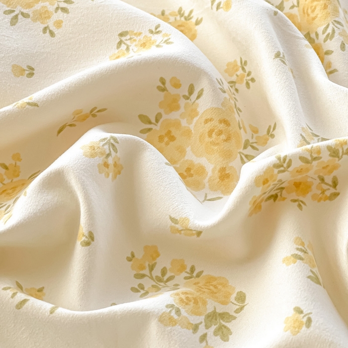 91家纺网 家纺一手货源 找家纺 星窝家纺 2025新款纽扣款水洗棉印花四件套 沐瑶黄