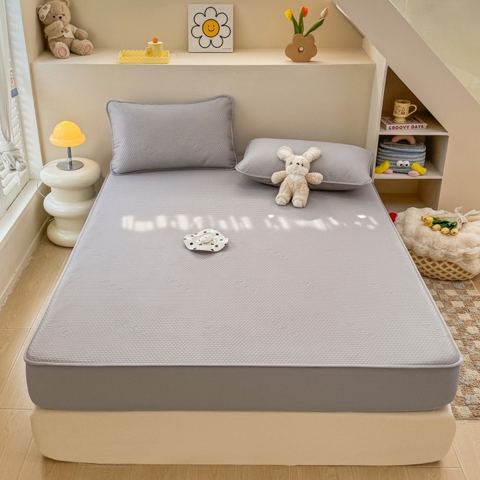 91家纺网 家纺一手货源 找家纺 阿亮家居 2025新款凉席凉豆豆单包边可水席单凉席三件套冰豆豆席 小米粒高级灰床笠款