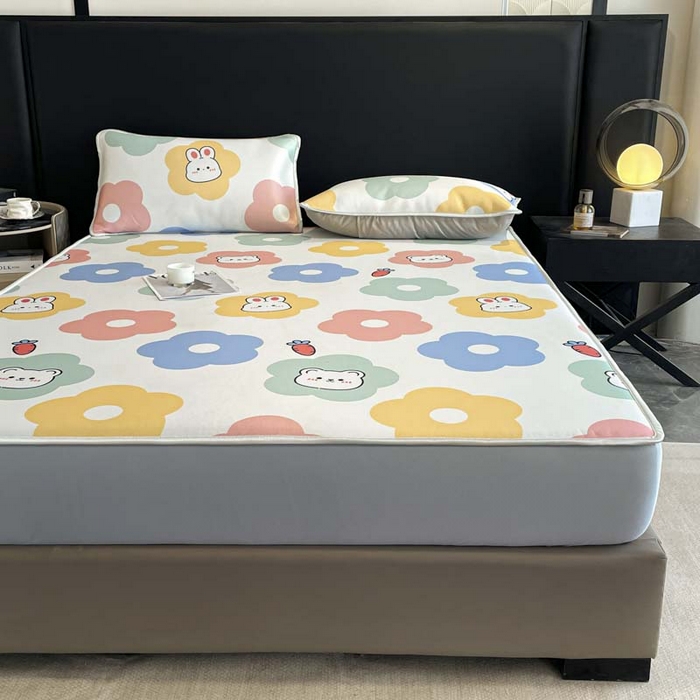 91家纺网 家纺一手货源 找家纺 2025新款印花冰丝凉席反面无纺布 冰丝-床笠款-向阳花