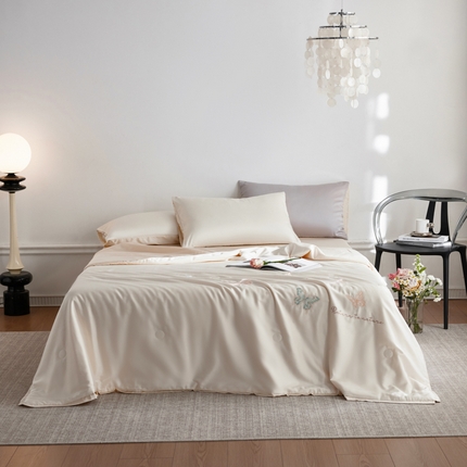 纪梵茜 2025新款莱赛尔天丝夏被四件套-蝶恋 蝶恋-米白