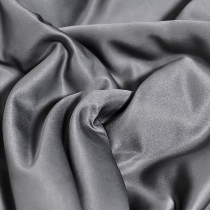 91家纺网 家纺一手货源 找家纺 伊梵居 2025新款水洗真丝刺绣夏被四件套 梵花-高级灰