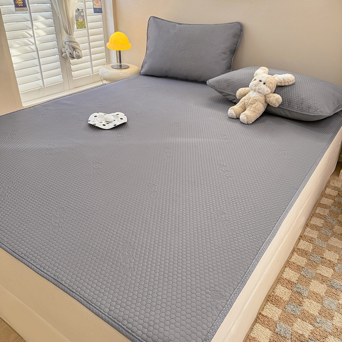 91家纺网 家纺一手货源 找家纺 阿亮家居 2025新款凉席凉豆豆单包边可水席单凉席三件套冰豆豆席 小米粒深海灰床席款