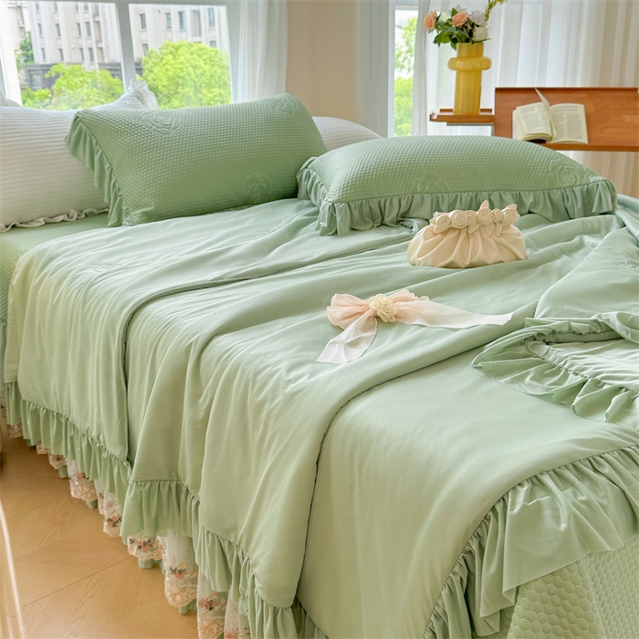 91家纺网 家纺一手货源 找家纺 恒爱家纺 2025新款冰丝国色天香夏被床盖四件套 橄榄绿