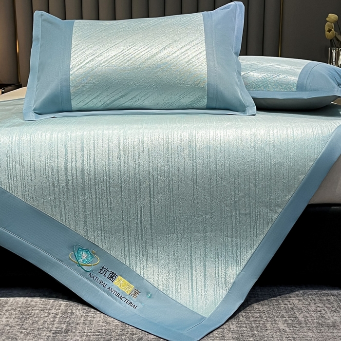 91家纺网 家纺一手货源 找家纺 阿亮家居 2025新款凉席冰丝席三明治宽包边刺绣款粗冰丝凉席 流星雨-蓝