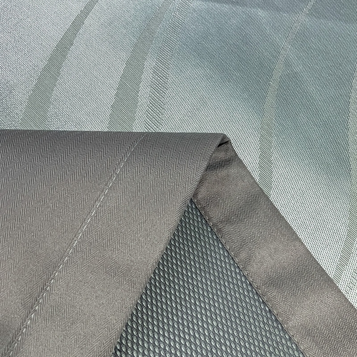 91家纺网 家纺一手货源 找家纺 阿亮家居 2025新款凉席冰丝席三明治宽包边刺绣款粗冰丝凉席 柔美-灰