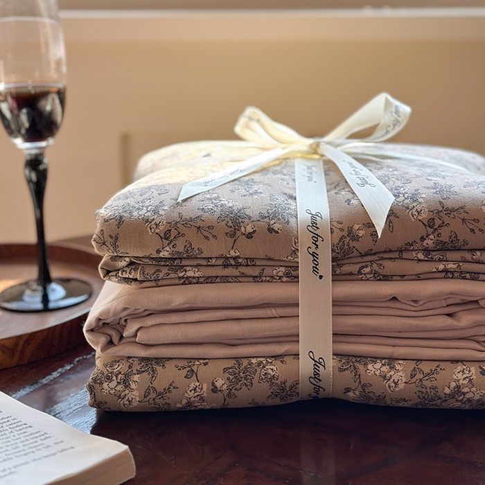 91家纺网 家纺一手货源 找家纺 吉象双层纱叠拍四件套 漫步花丛